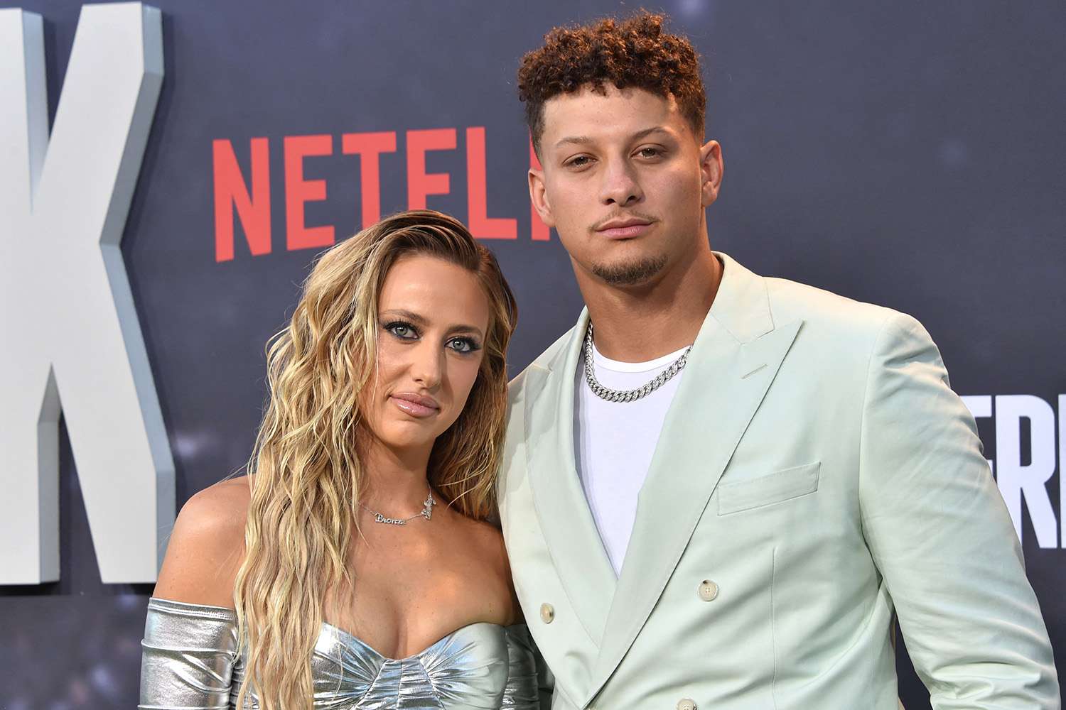 Patrick and Brittany Mahomes decided not to support Taylor Swift and Travis Kelce for family matter