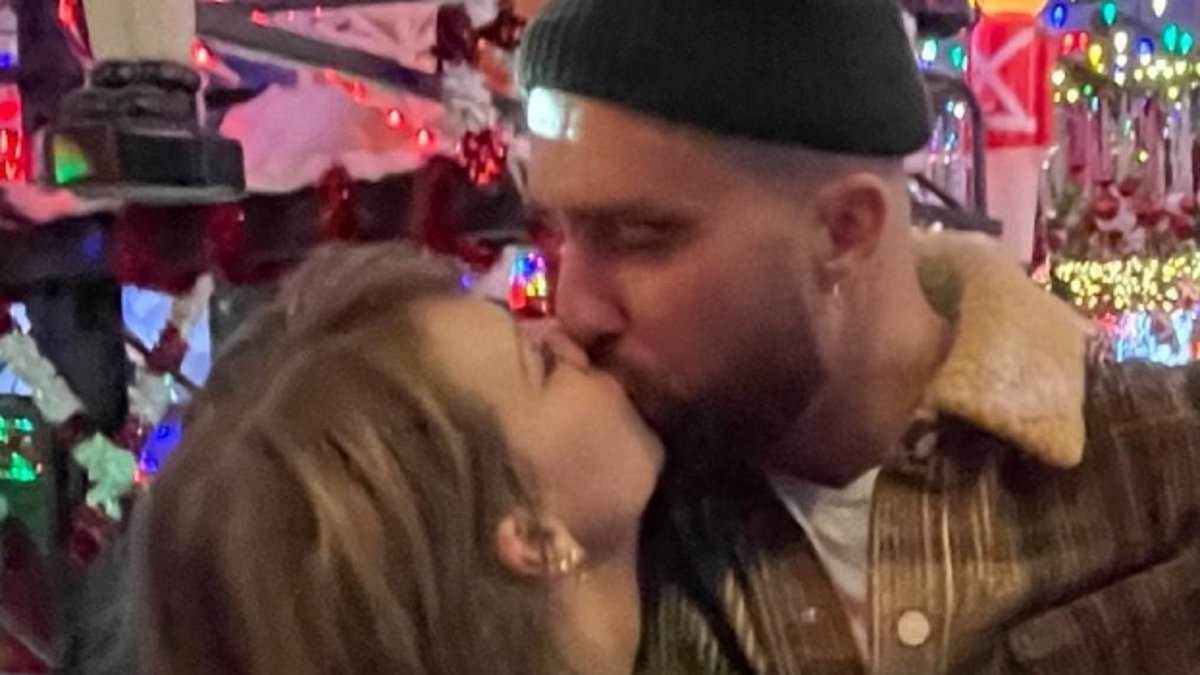 Travis Kelce Shows Love to Taylor Swift with a Passionate Kiss during Concert